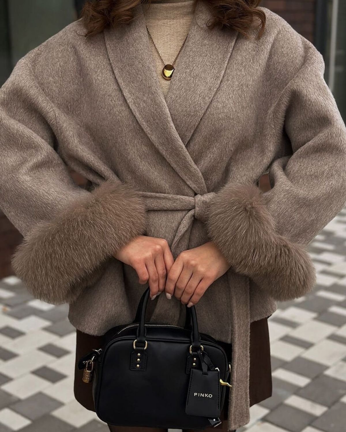 Grace | Luxe Wollen Jas met Vossenbont